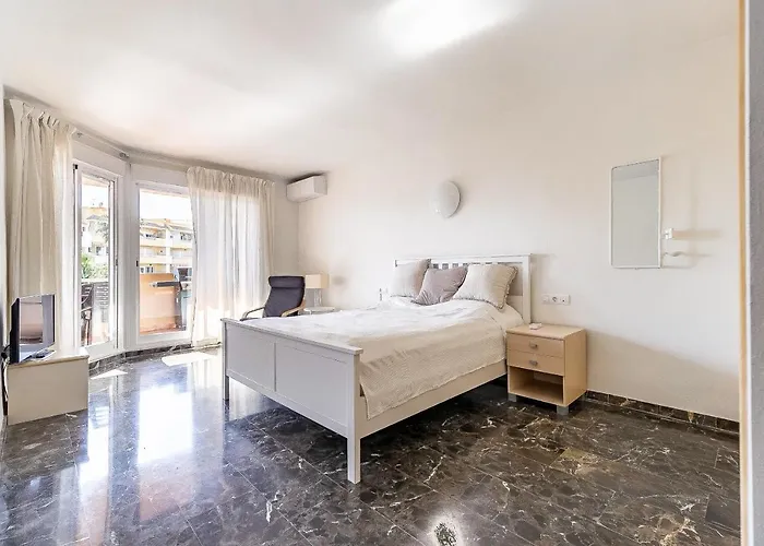 Apartment 69-penthouse With Views In Torreblanca, Fuengirola